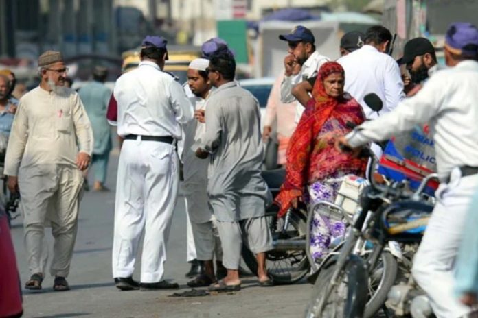 Karachi Traffic DIG suspends all Police leaves for Ramadan