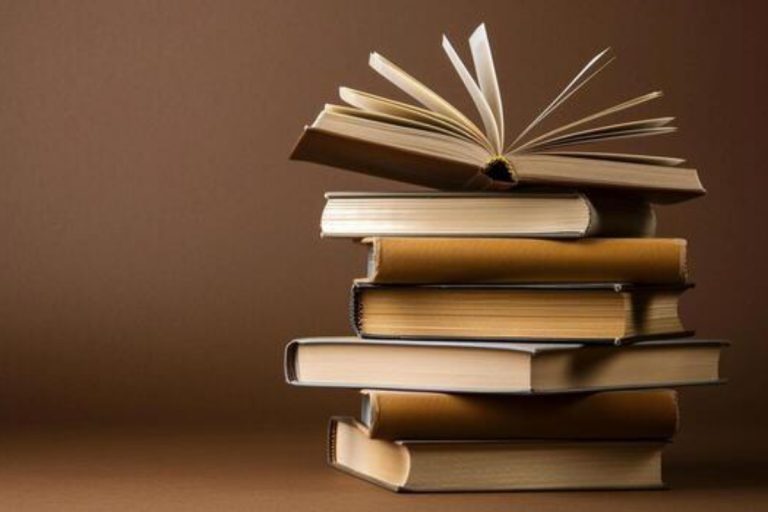 KP launches crackdown on illegal sale of govt textbooks