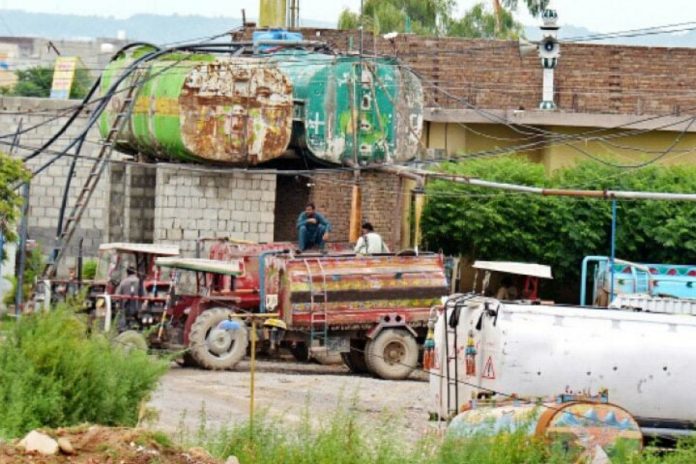KWSC launches crackdown on water theft in Karachi
