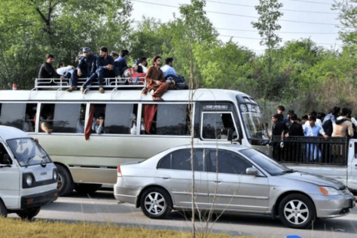 More than 70,000 vehicles enter Murree during Eid holidays