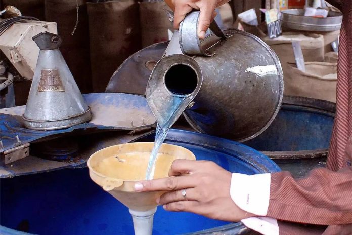 Kerosene oil price jumps again to Rs433.40 per litre