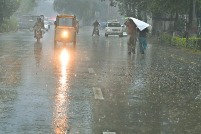Heavy rain and thunderstorms expected across Pakistan