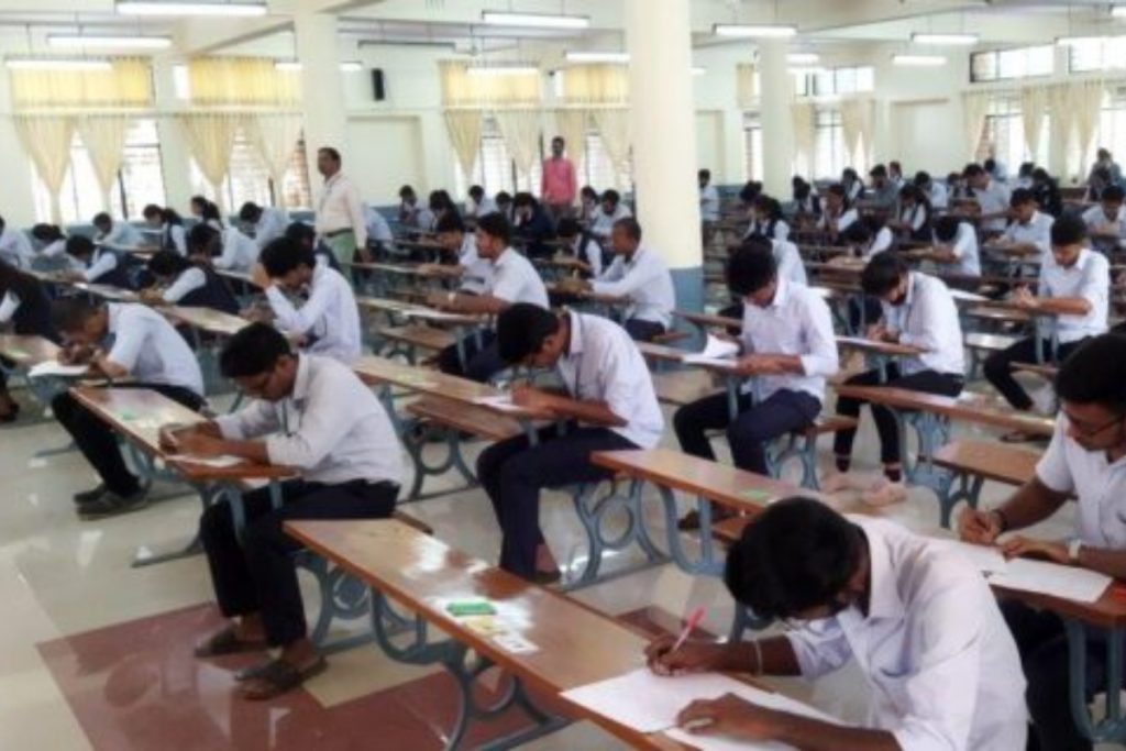 Karachi board confirms date for intermediate exams 2026