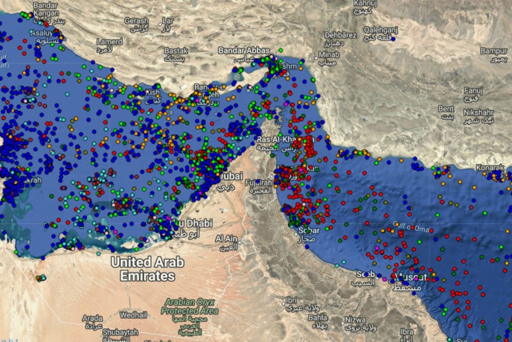 Iran blocks shipping in strait of Hormuz once again