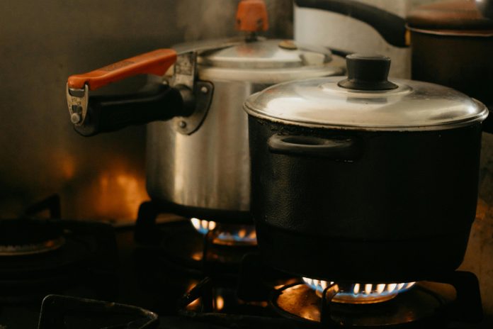 SNGPL reduces gas supply to six hours daily amid shortage