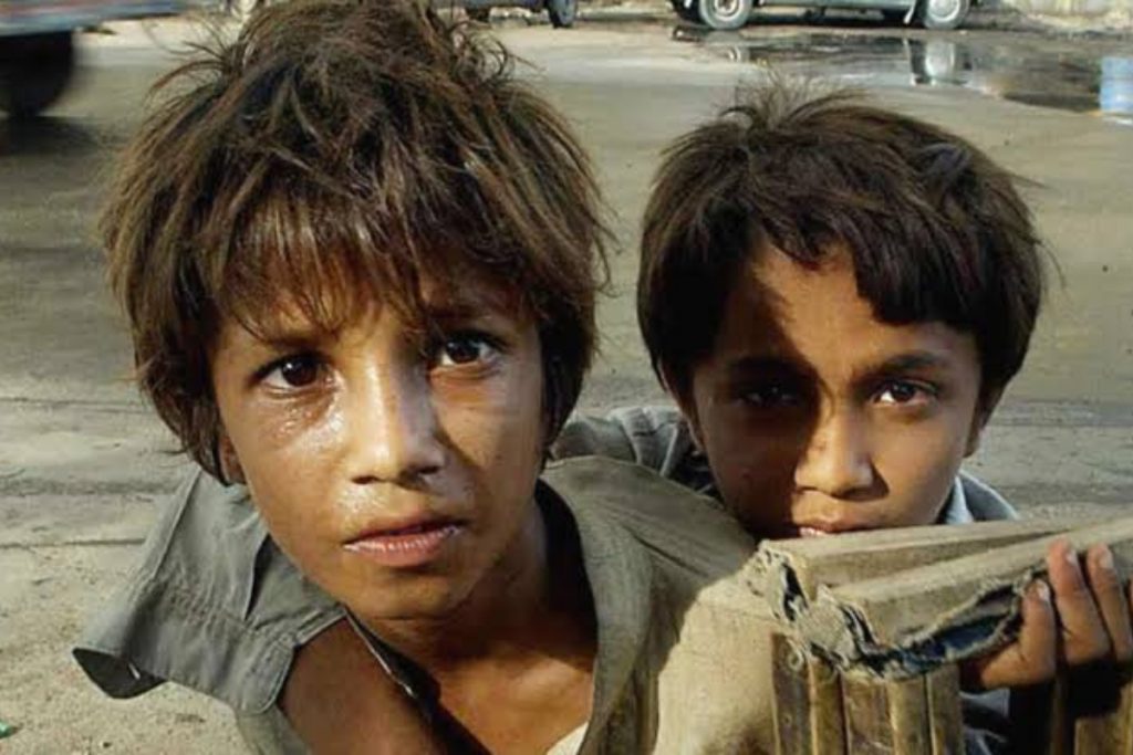 Punjab increases penalties for child begging